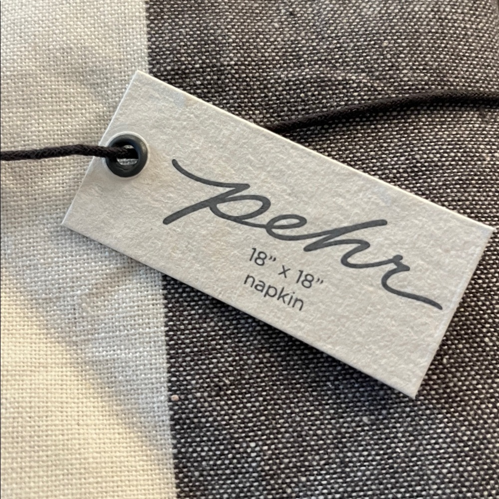 NWT, Pehr Cloth Chambray Fringe Charcoal Gray Cream Napkins Set - Picture 2 of 4